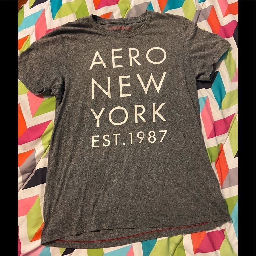 Aeropostale Gray T-shirt Large Areo New York 1987